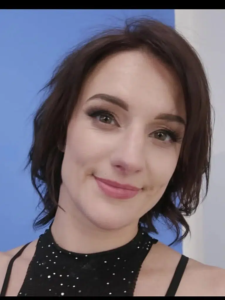 Angel Bay Biography: Wiki, Age, Career, Height, Weight, Husband, Net Worth & More